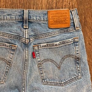 Levi’s Wedgie Jeans